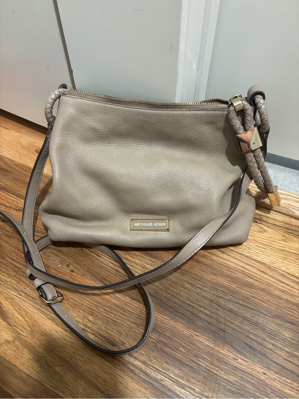 Michael Kors Pebbled Leather Crossbody in Taupe Gray